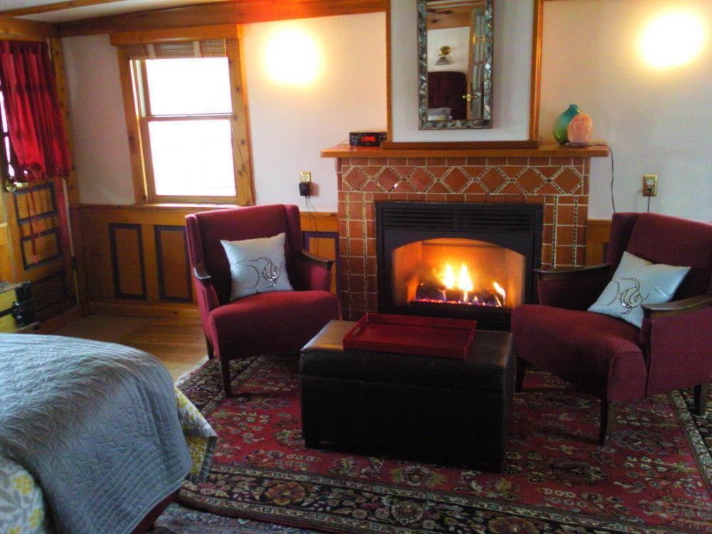 Bed and Breakfast The Covington Houseboat Сент-Пол Экстерьер фото